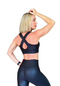 181 Single Crossed Sport Bra in black with a leather look