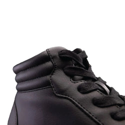 Fuego High-Top Dance Sneakers en blanco y negro