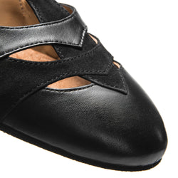 9233 women's swing shoes in black